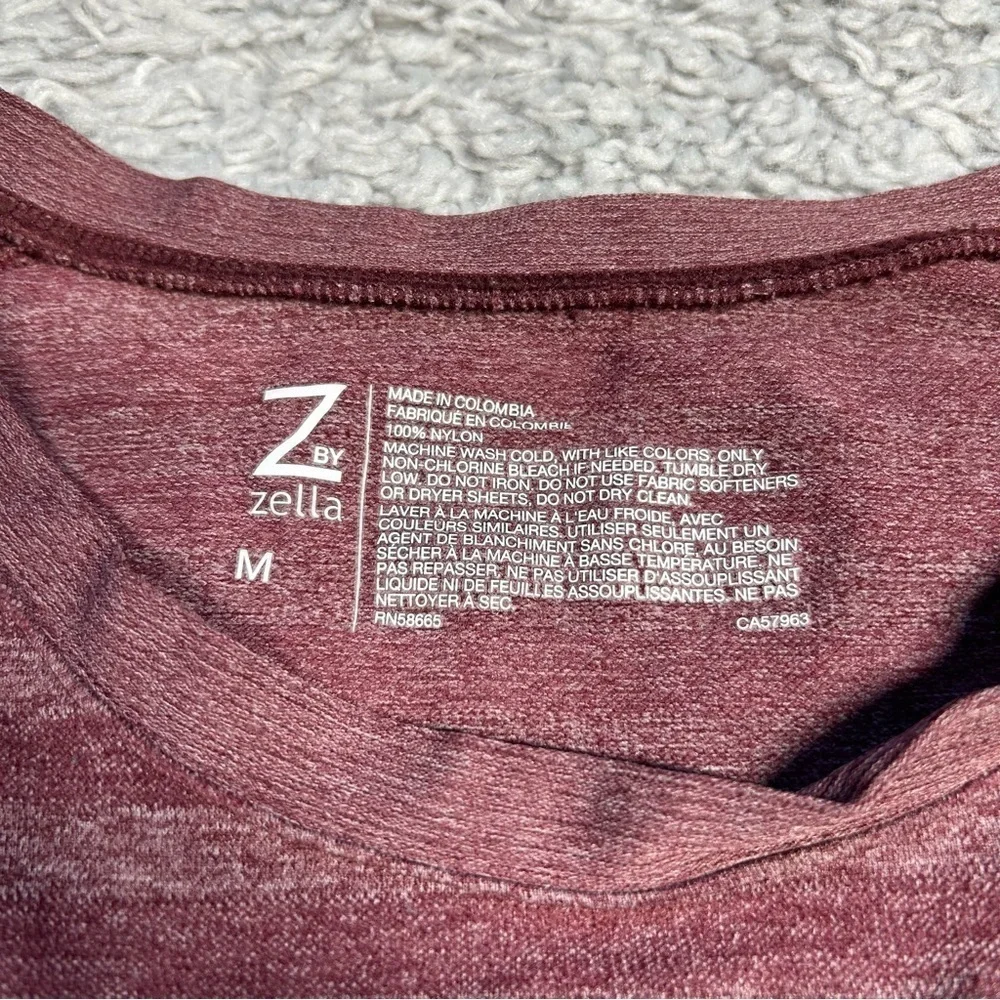Zella Shirt Womens Medium Long Sleeve Crewneck Fitted Athletic Top Stretch Fit